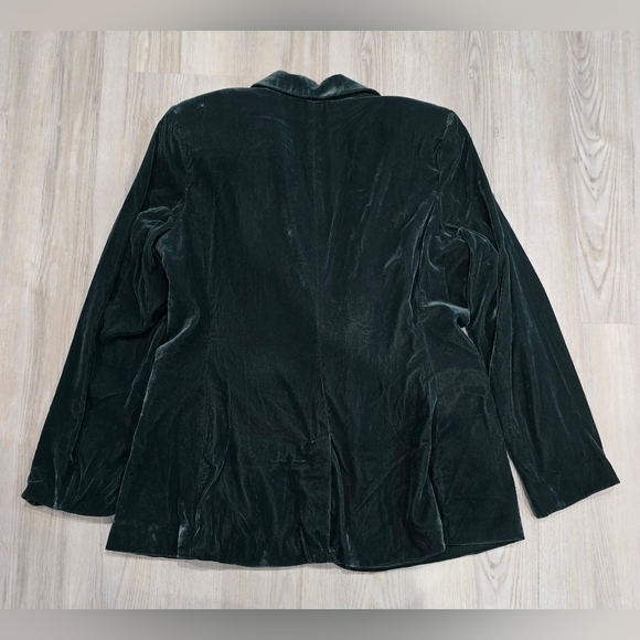 a new day Velvet Blazer in Dark Green - Picture 6 of 9